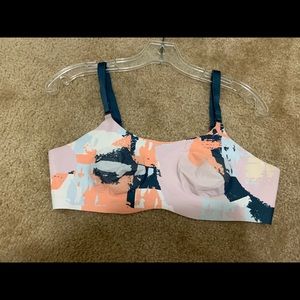 Knix sports bra size 3